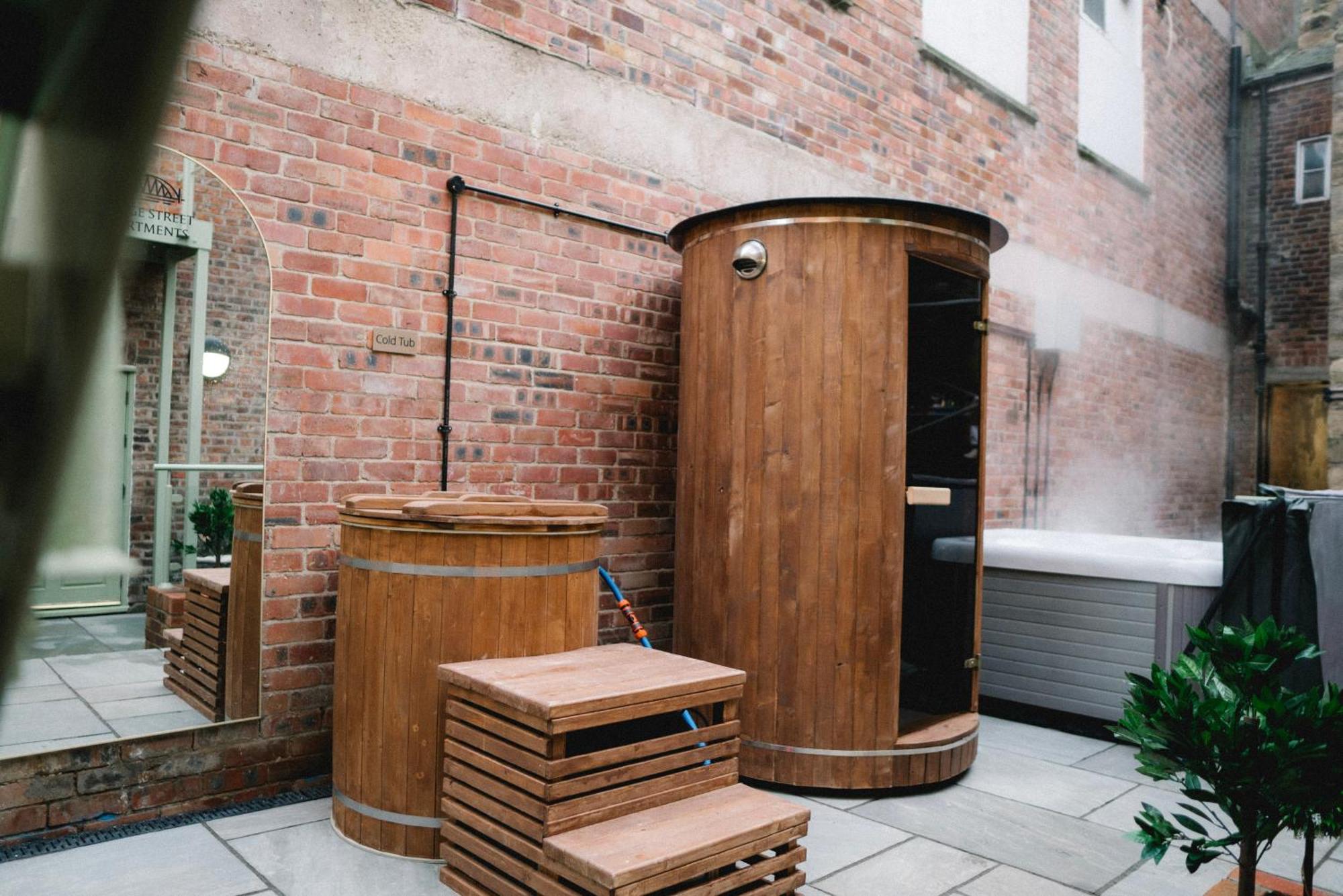 Magistrates Penthouse Suite - Town Centre Apartments With Spa Morpeth Luaran gambar