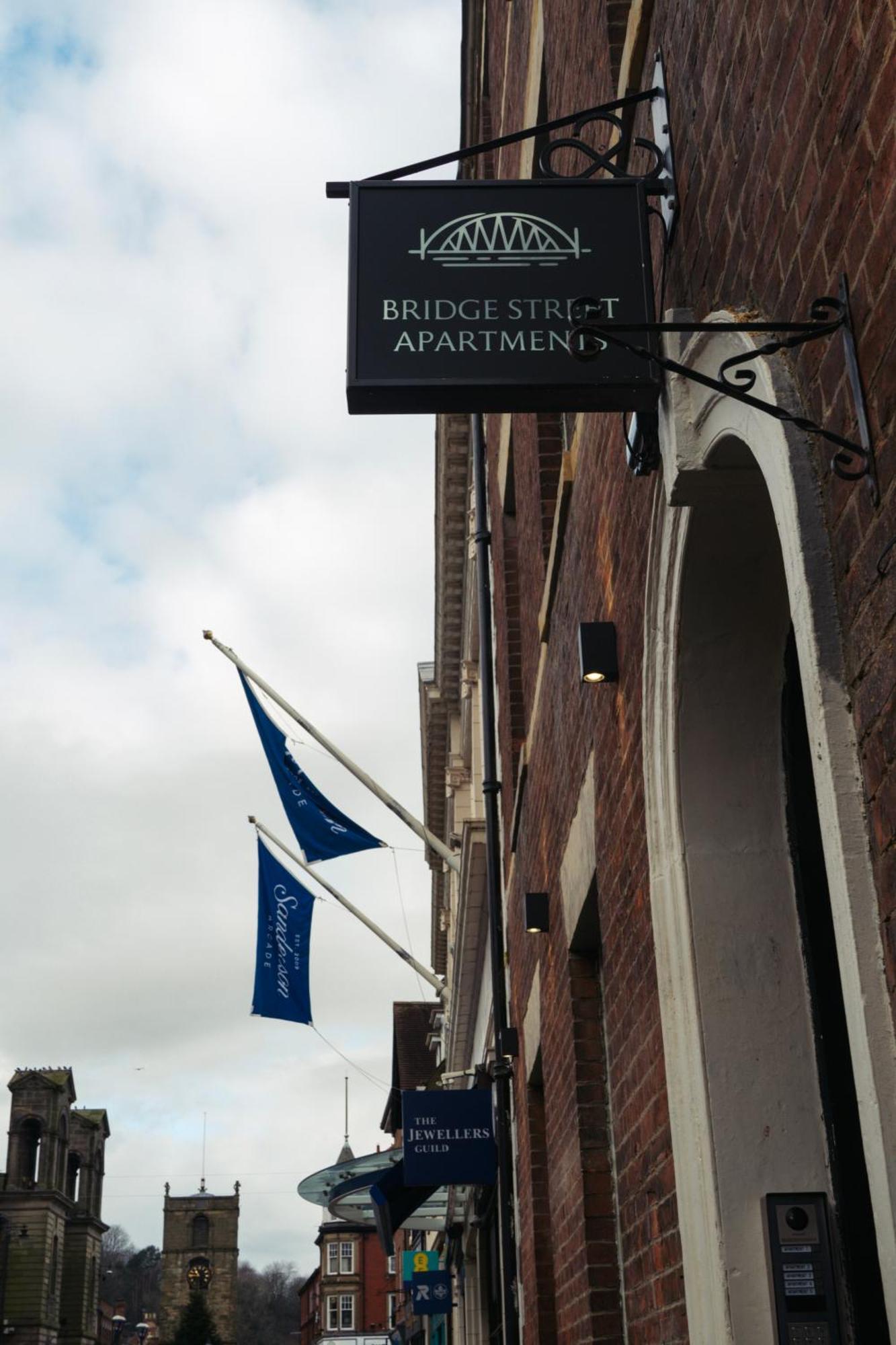 Magistrates Penthouse Suite - Town Centre Apartments With Spa Morpeth Luaran gambar
